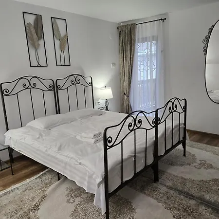 Drumul Domnisorilor C Holiday home